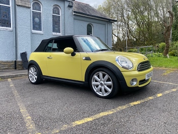 Used MINI Convertible 2010 for sale - 78446502: Photo