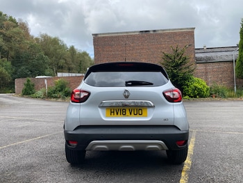 Used Renault Captur 2018 for sale - 79545808: Photo