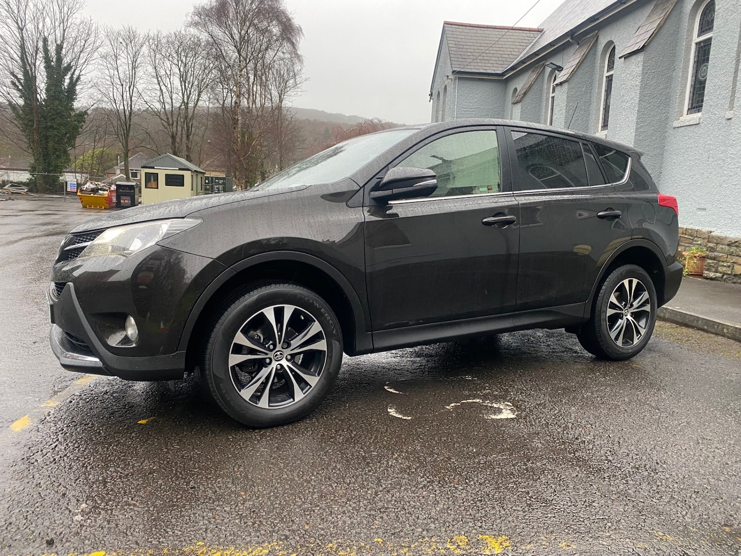 Used Toyota RAV4 2015 for sale - 77848412: Photo 2