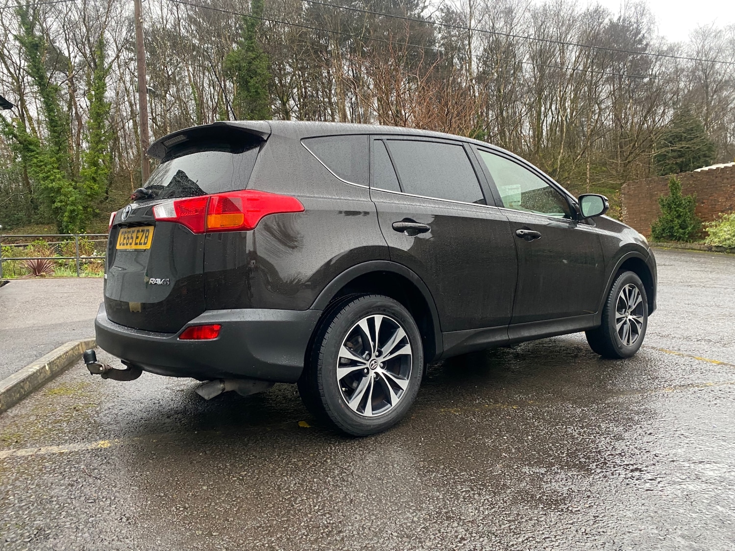 Used Toyota RAV4 2015 for sale - 77848412: Photo 5