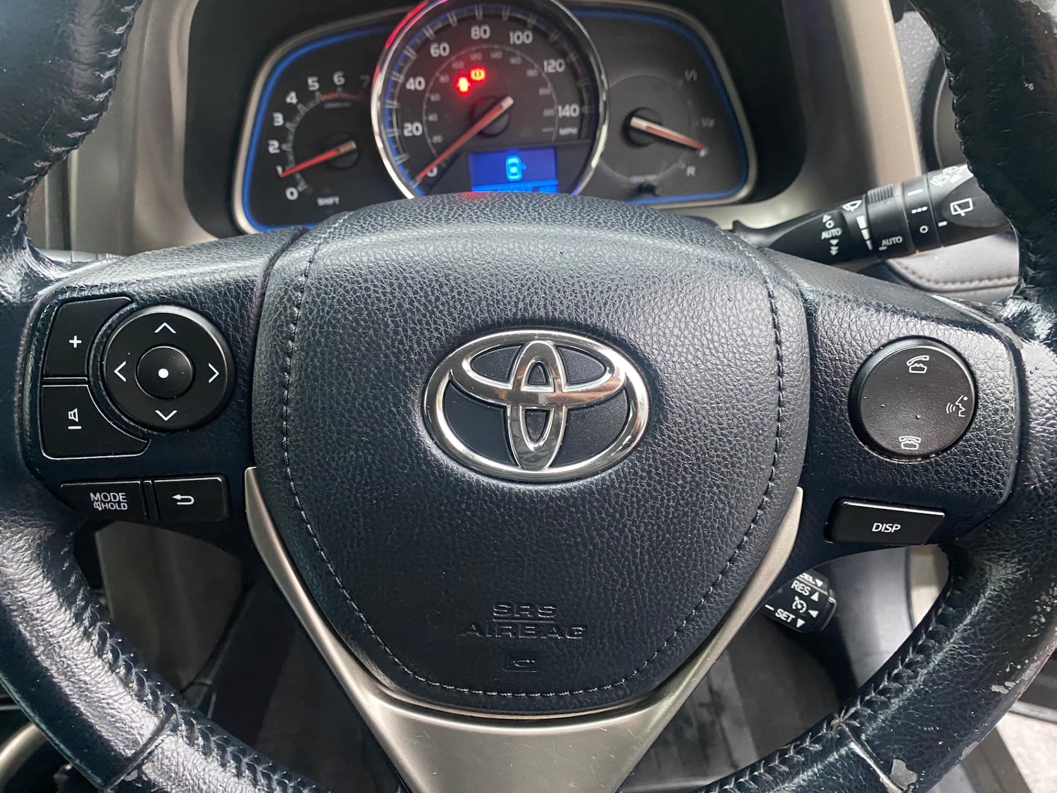 Used Toyota RAV4 2015 for sale - 77848412: Photo 8