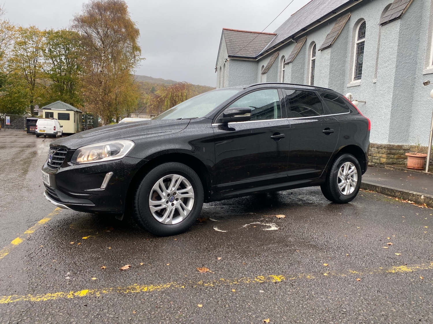 Used Volvo XC60 2016 for sale - 76437954: Photo 3