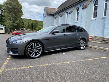 Used Jaguar XF 2018 for sale - 79460490: Photo