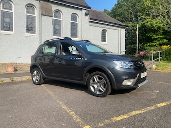 Used Dacia Sandero Stepway 2018 for sale - 79245846: Photo