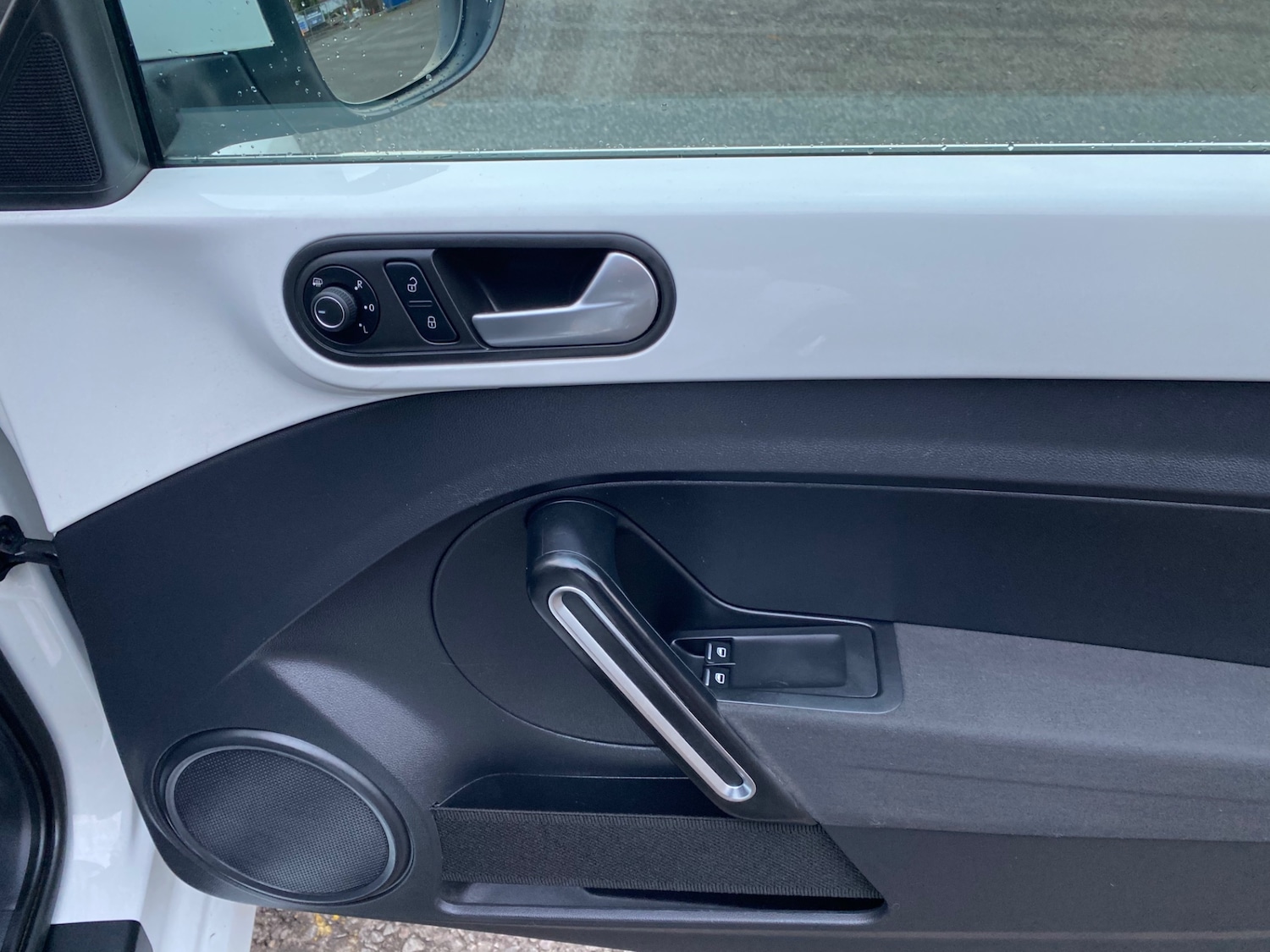 Used Volkswagen Beetle 2016 for sale - 77339524: Photo 15