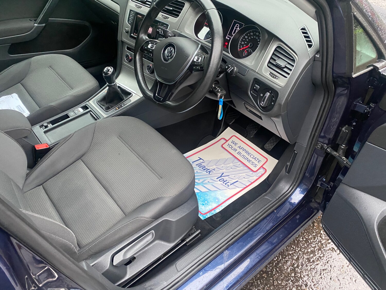 Used Volkswagen Golf 2016 for sale - 77848511: Photo 11