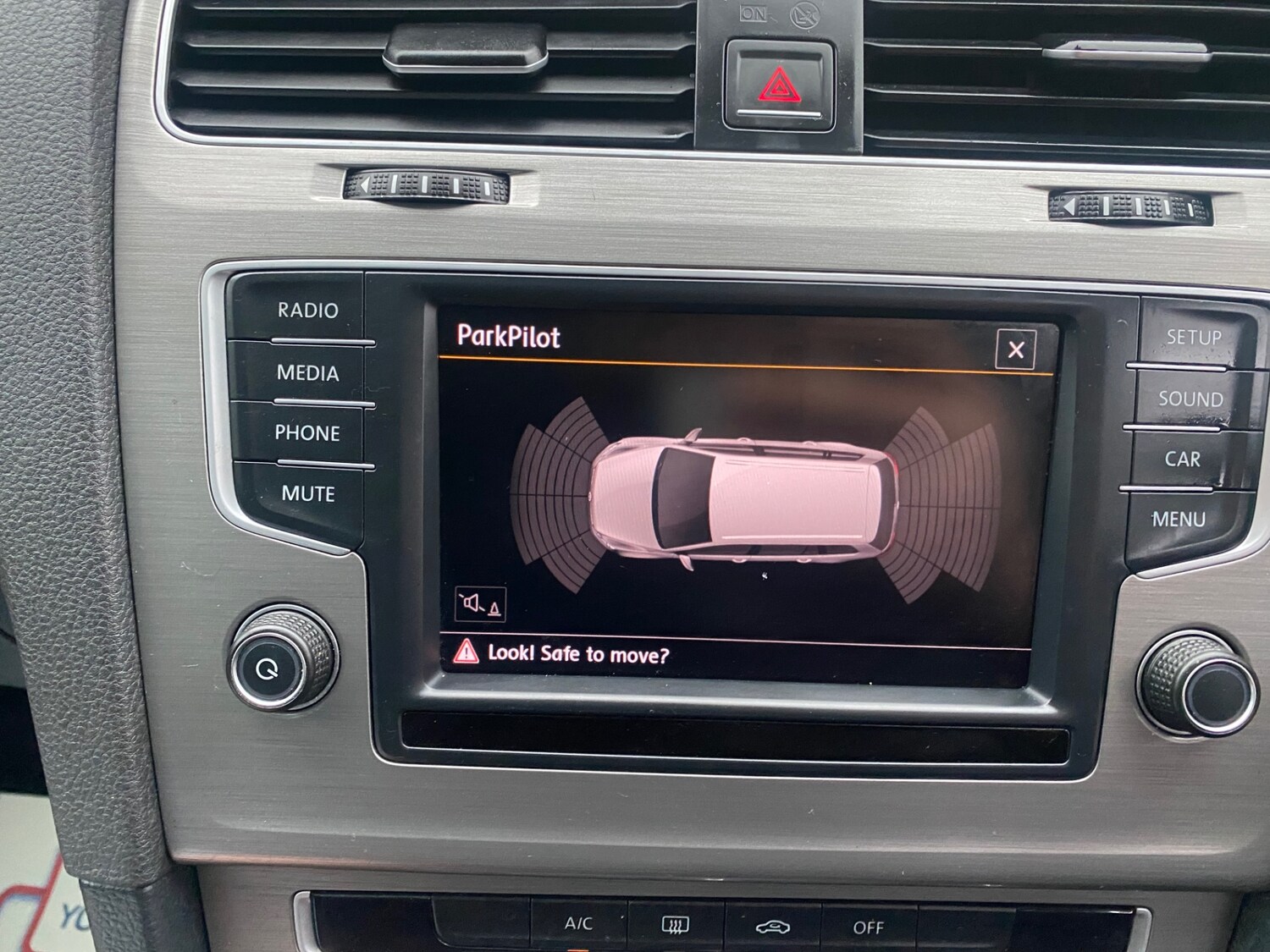 Used Volkswagen Golf 2016 for sale - 77848511: Photo 15