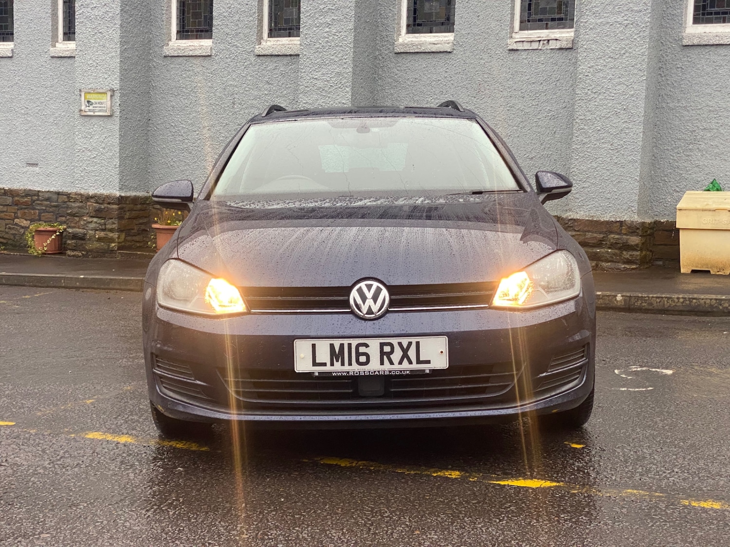 Used Volkswagen Golf 2016 for sale - 77848511: Photo 2