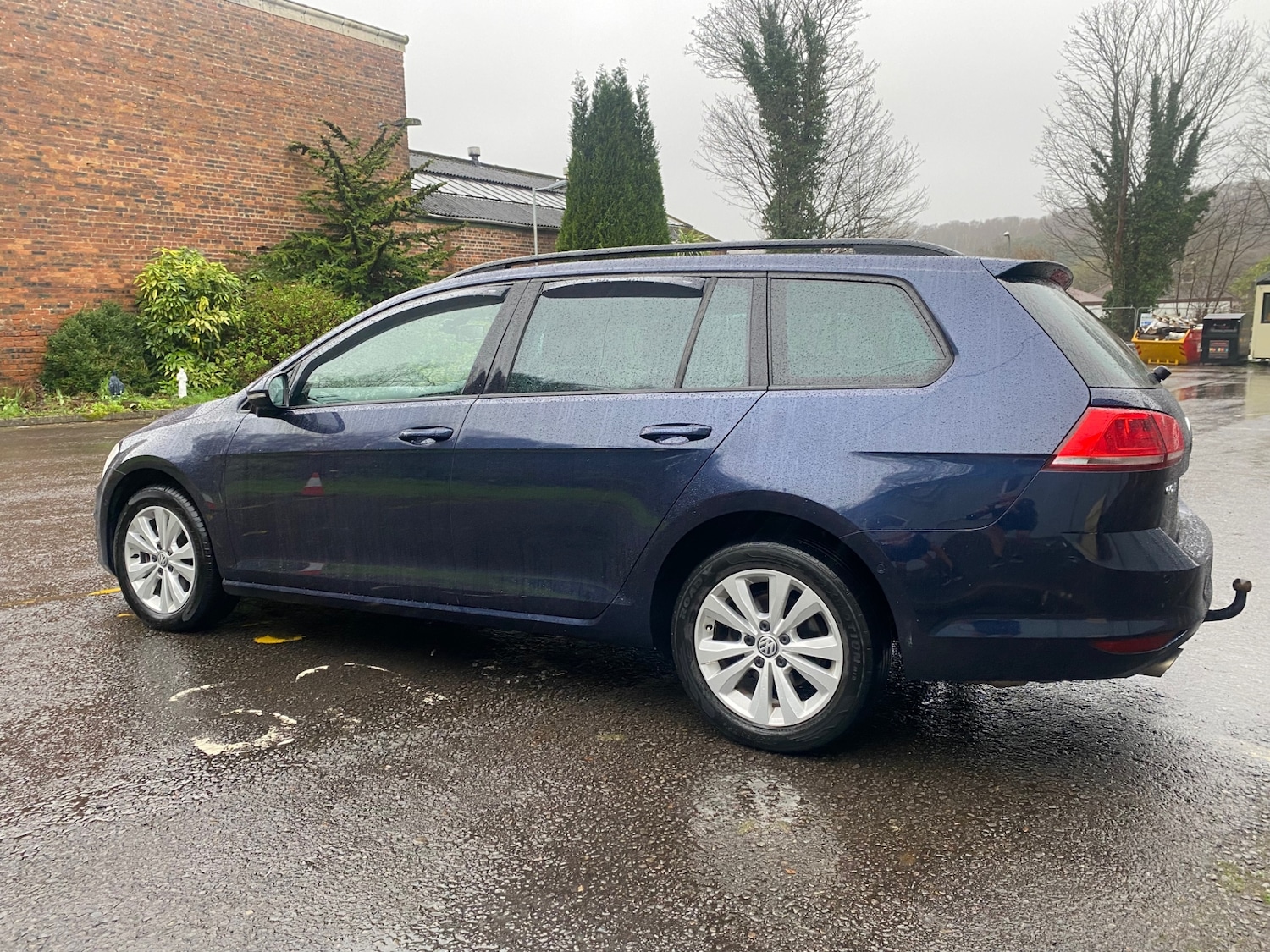 Used Volkswagen Golf 2016 for sale - 77848511: Photo 4