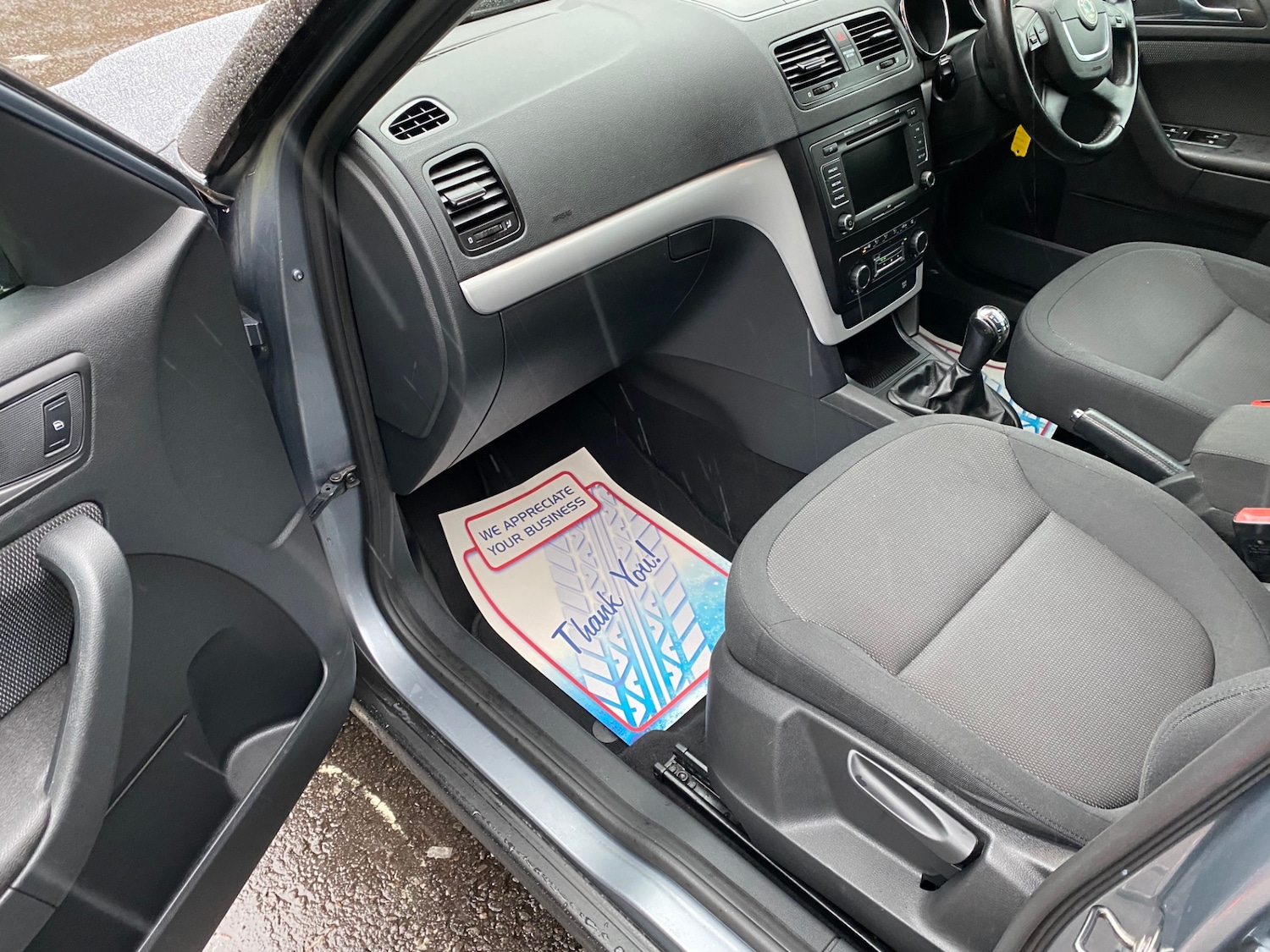 Used Skoda Yeti 2010 for sale - 77312250: Photo 11