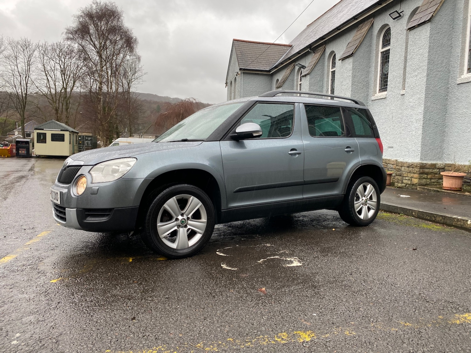 Used Skoda Yeti 2010 for sale - 77312250: Photo 2