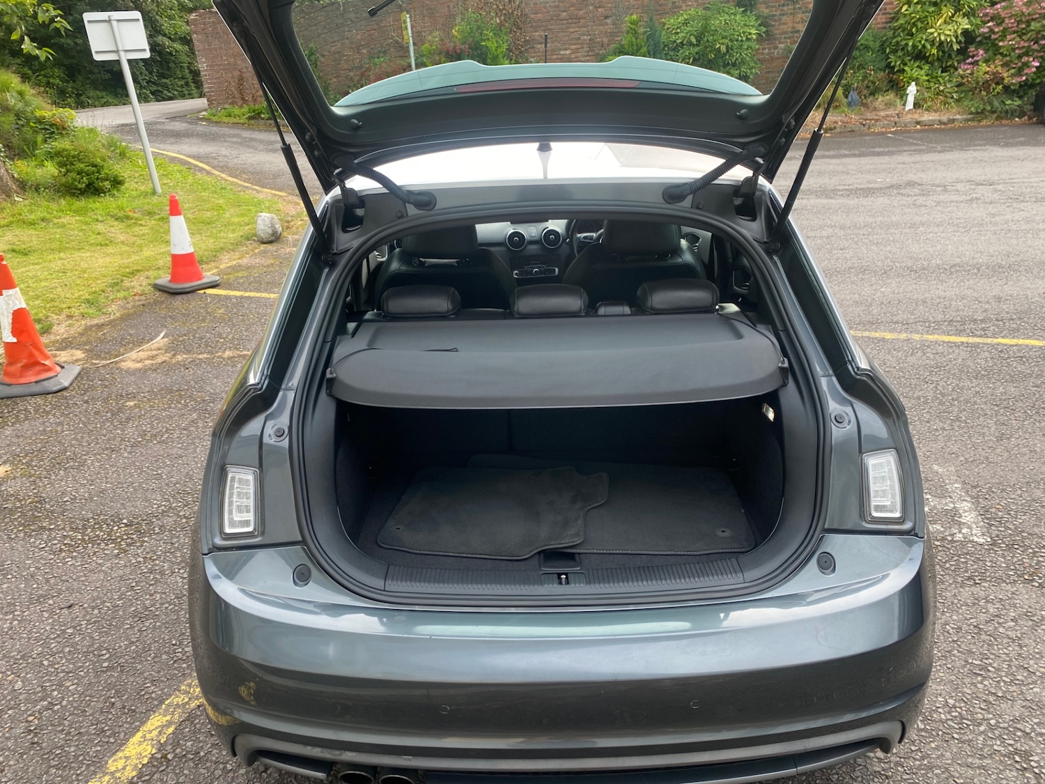 Used Audi A1 2014 for sale - 76684480: Photo 16