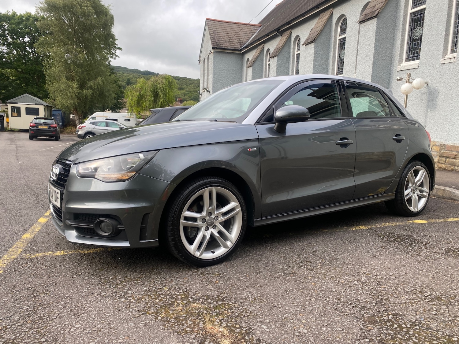 Used Audi A1 2014 for sale - 76684480: Photo 3