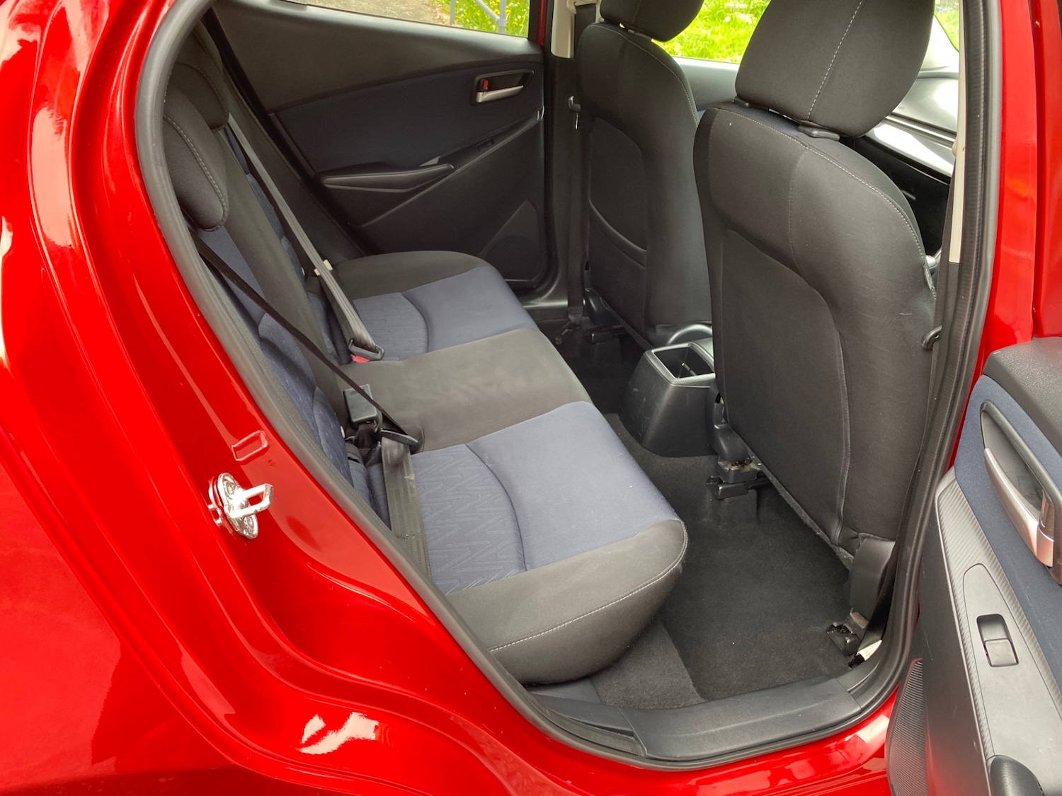 Used Mazda Mazda2 2015 for sale - 76808010: Photo 10