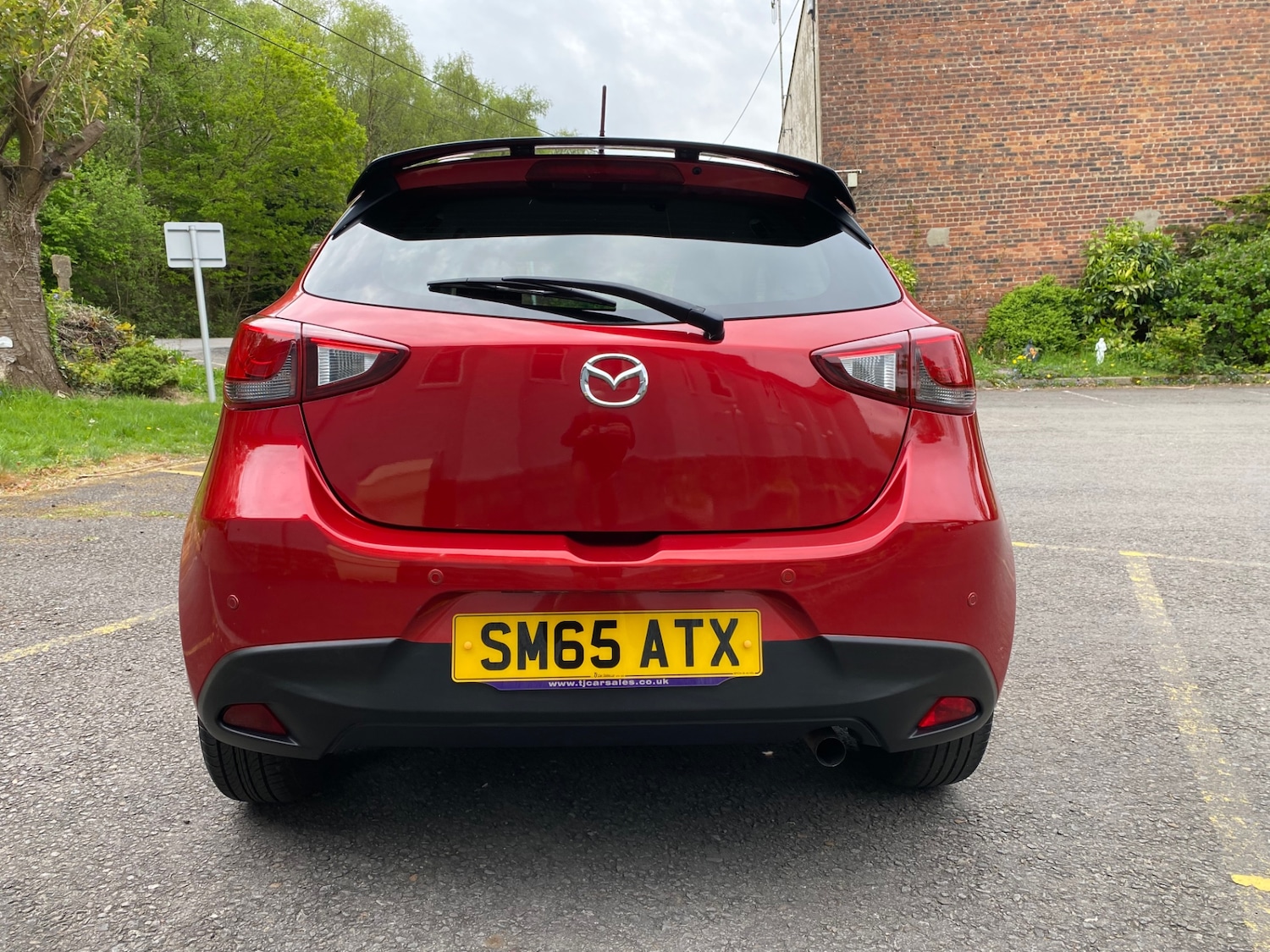 Used Mazda Mazda2 2015 for sale - 76808010: Photo 4