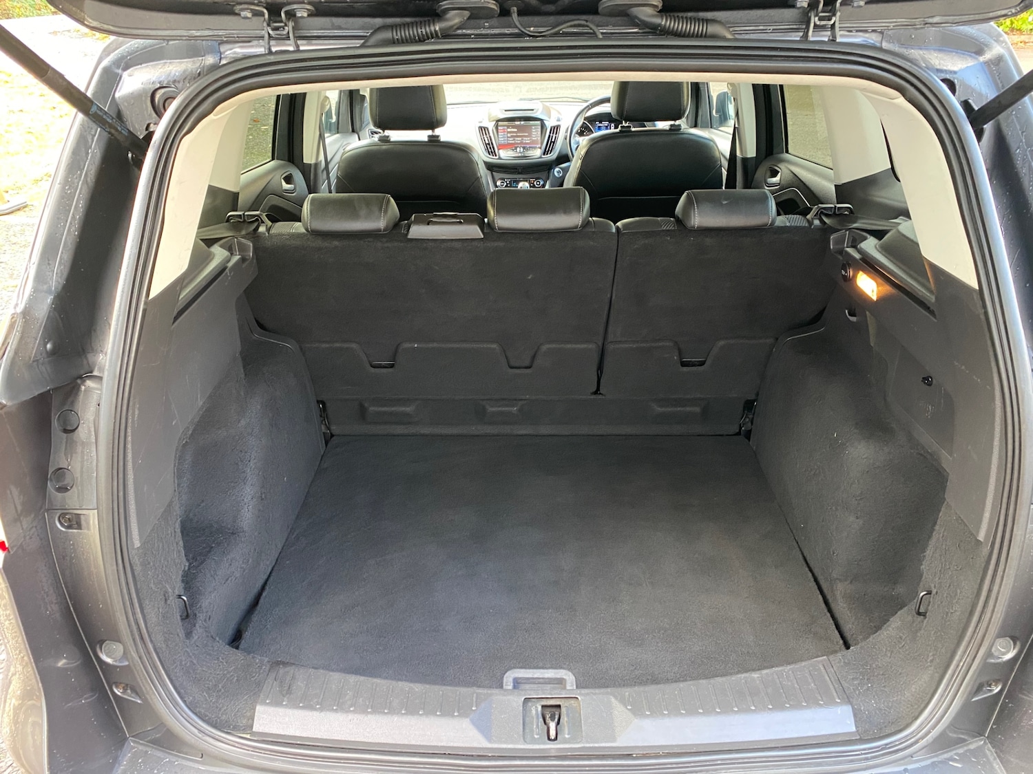 Used Ford Kuga 2015 for sale - 76525934: Photo 16