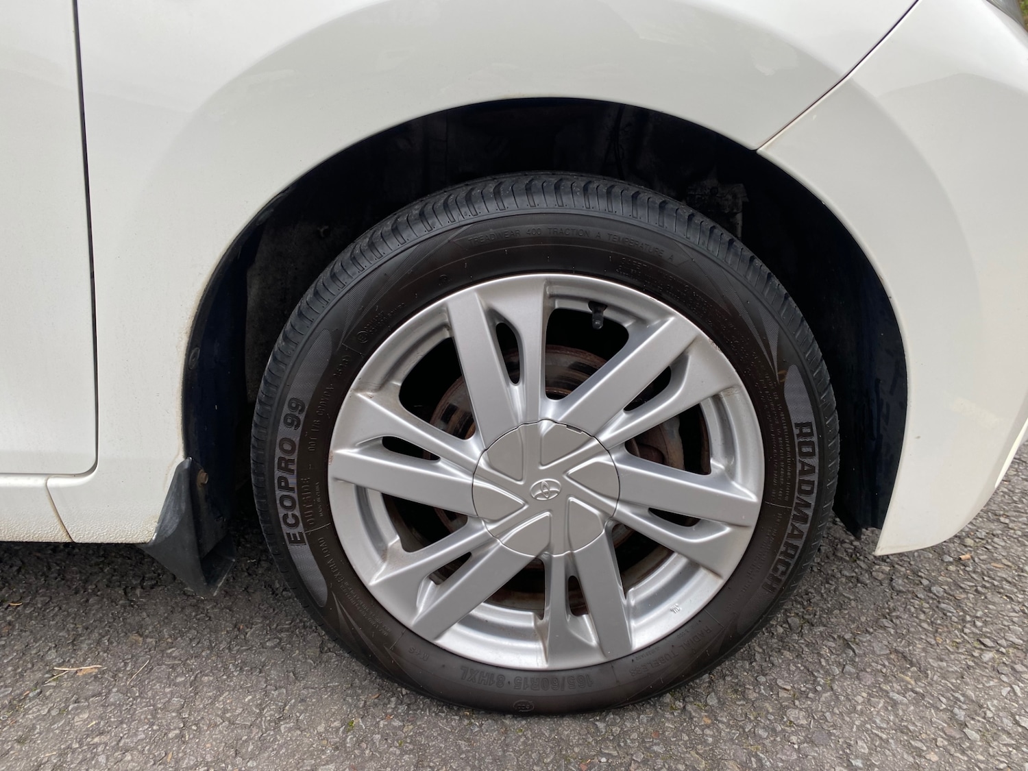 Used Toyota AYGO 2014 for sale - 77418542: Photo 16