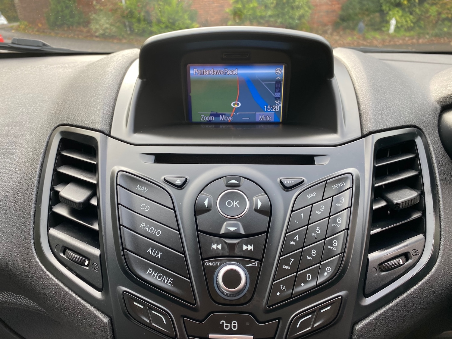 Used Ford Fiesta 2016 for sale - 76497620: Photo 13