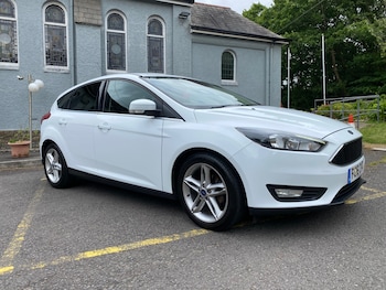 2016 (16) - 1.0 EcoBoost 125 Zetec 5dr