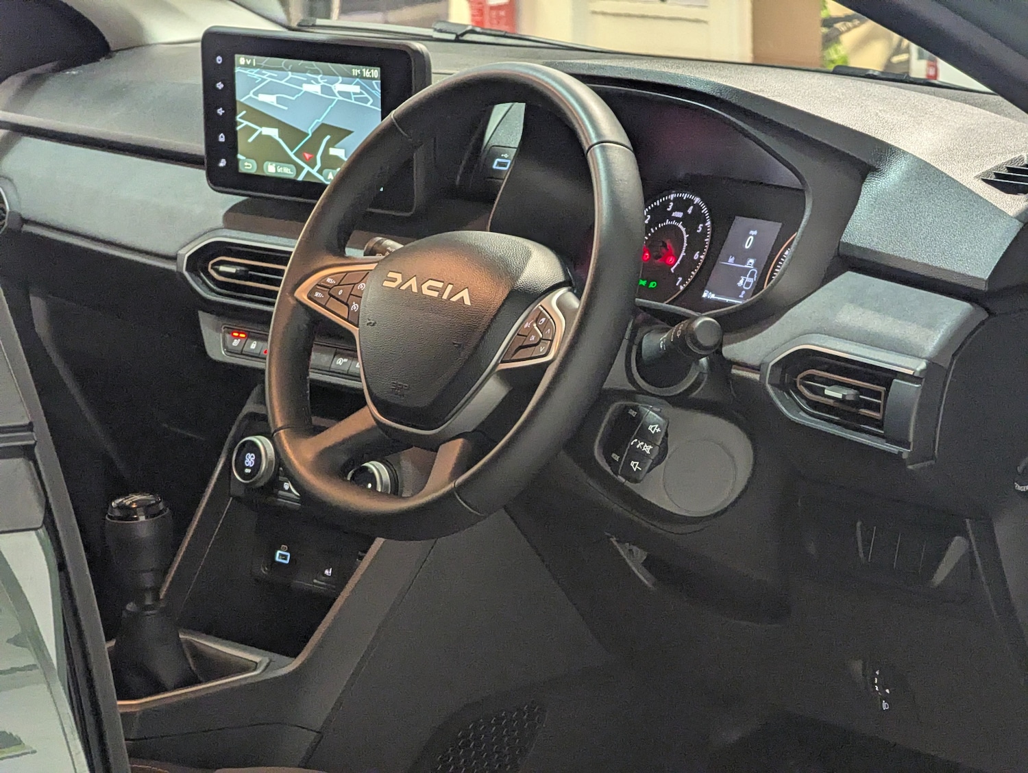 Used Dacia Sandero Stepway 2024 for sale - 76653814: Photo 11