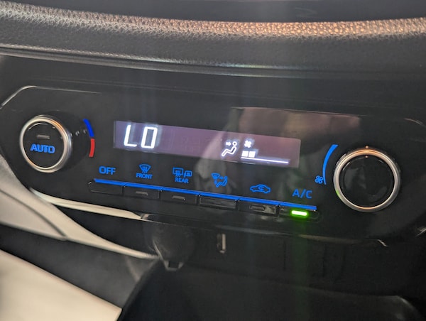 Used Toyota Aygo X 2022 for sale - 75266308: Photo 36
