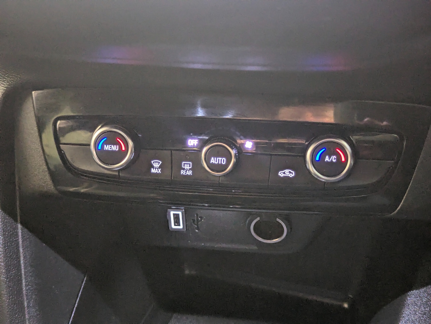 Used Vauxhall Corsa 2024 for sale - 77631355: Photo 31