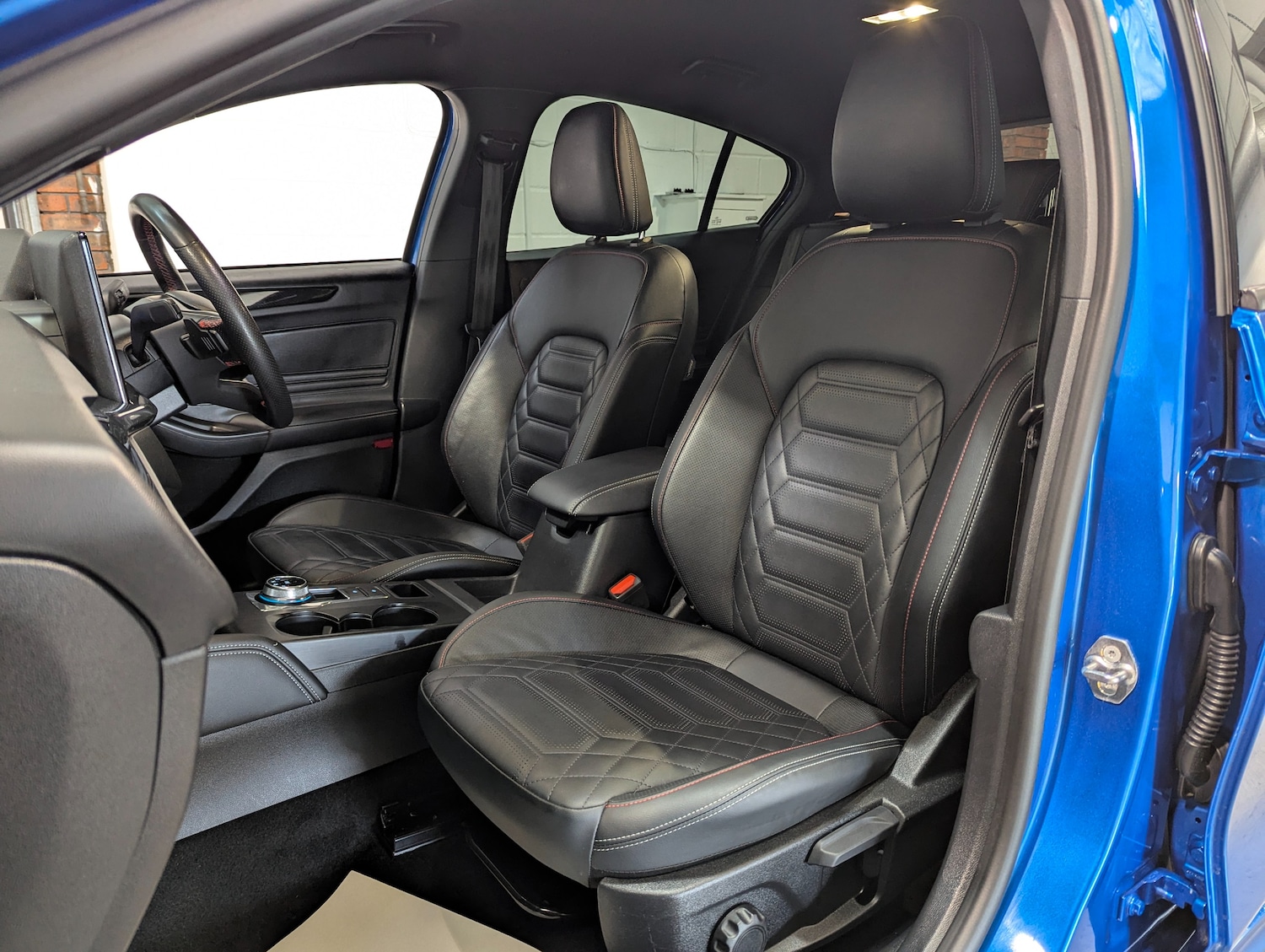 Used Ford Focus 2022 for sale - 75835521: Photo 7