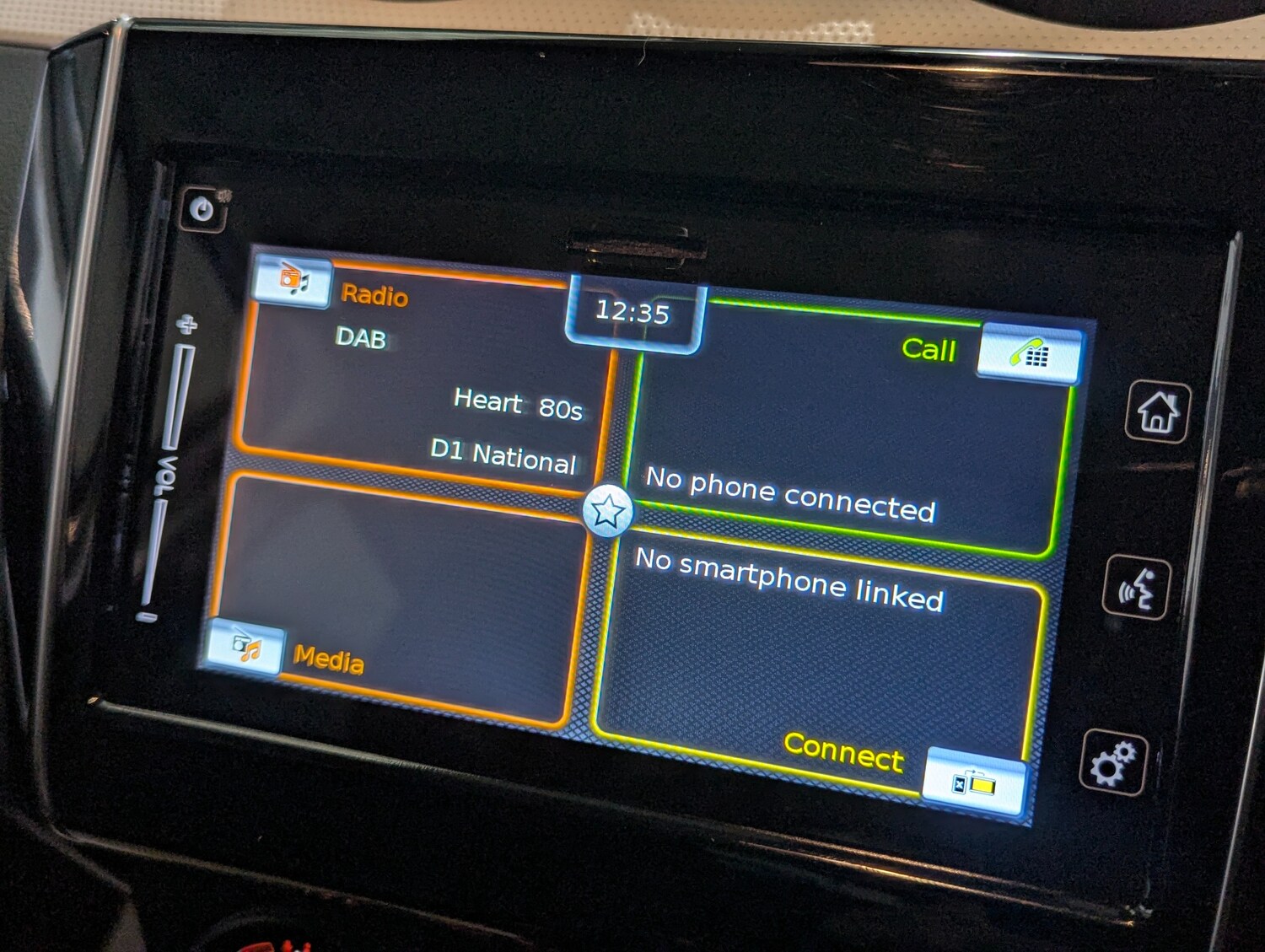 Used Suzuki Swift 2023 for sale - 76588757: Photo 24