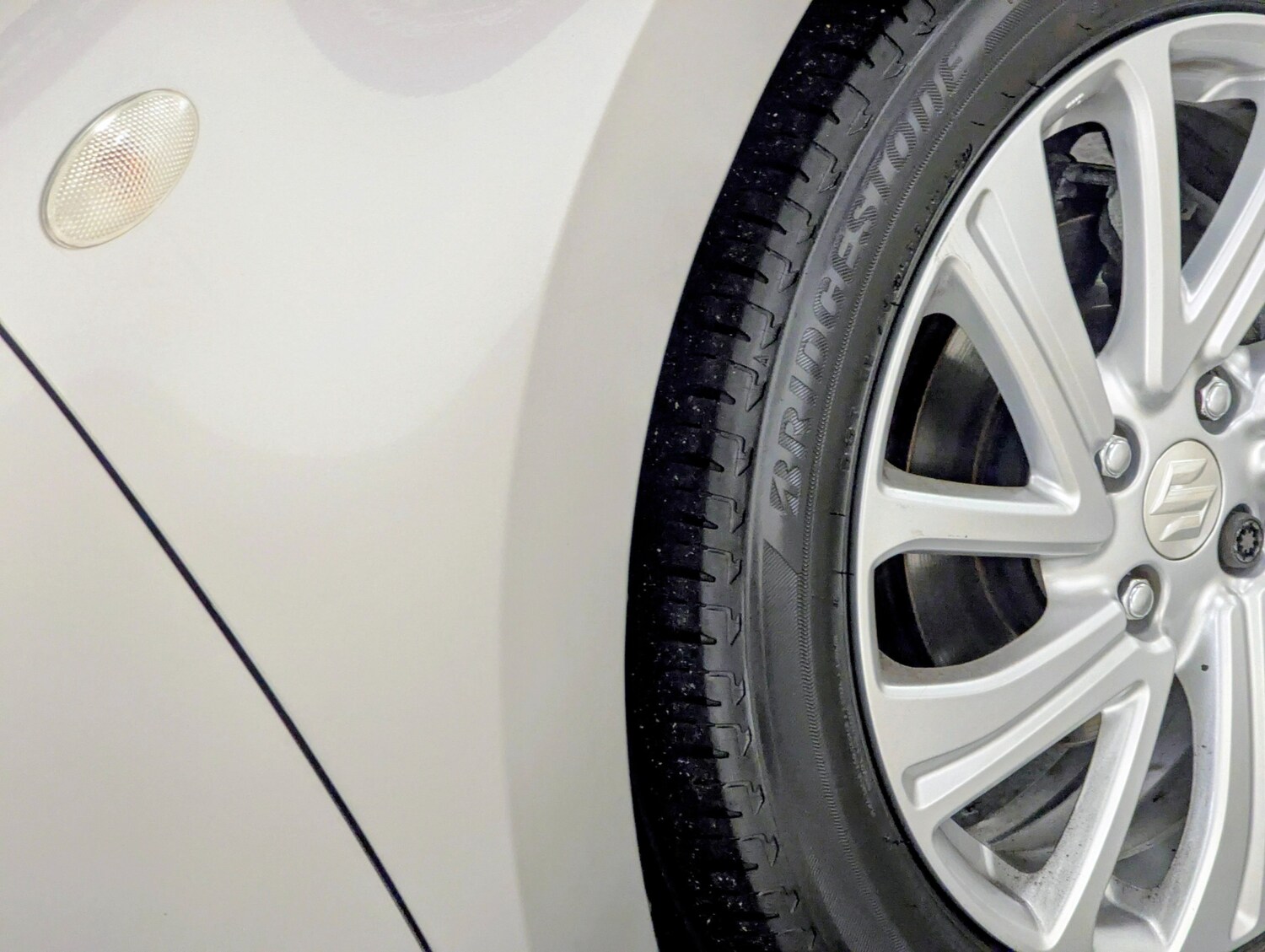 Used Suzuki Swift 2023 for sale - 76588757: Photo 36