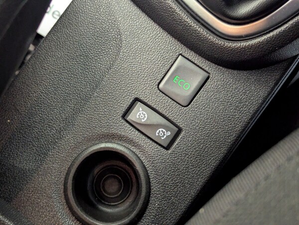 Used Renault Captur 2018 for sale - 74193393: Photo 35