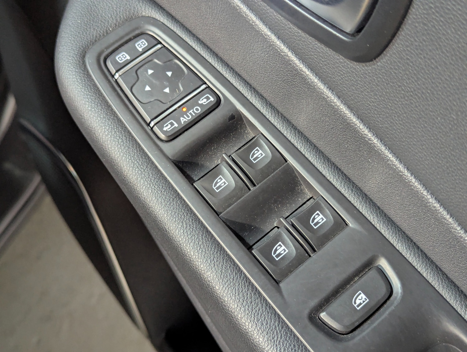 Used Renault Captur 2017 for sale - 77506058: Photo 12