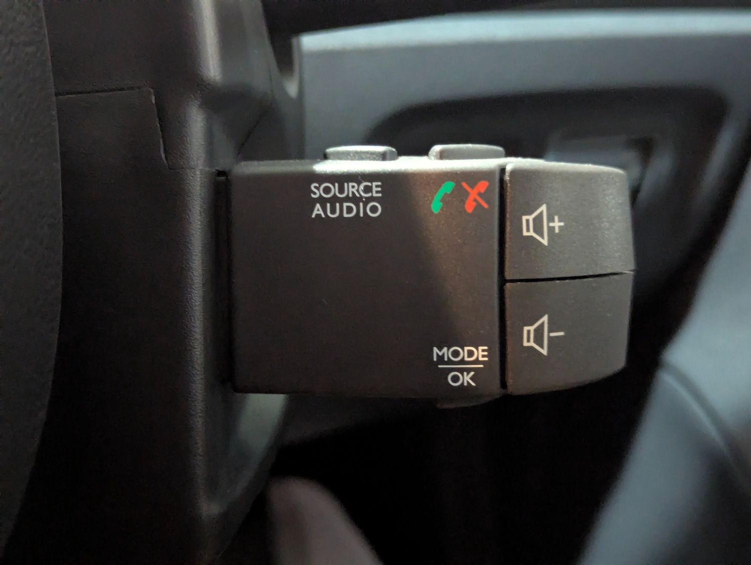 Used Renault Captur 2017 for sale - 77506058: Photo 16