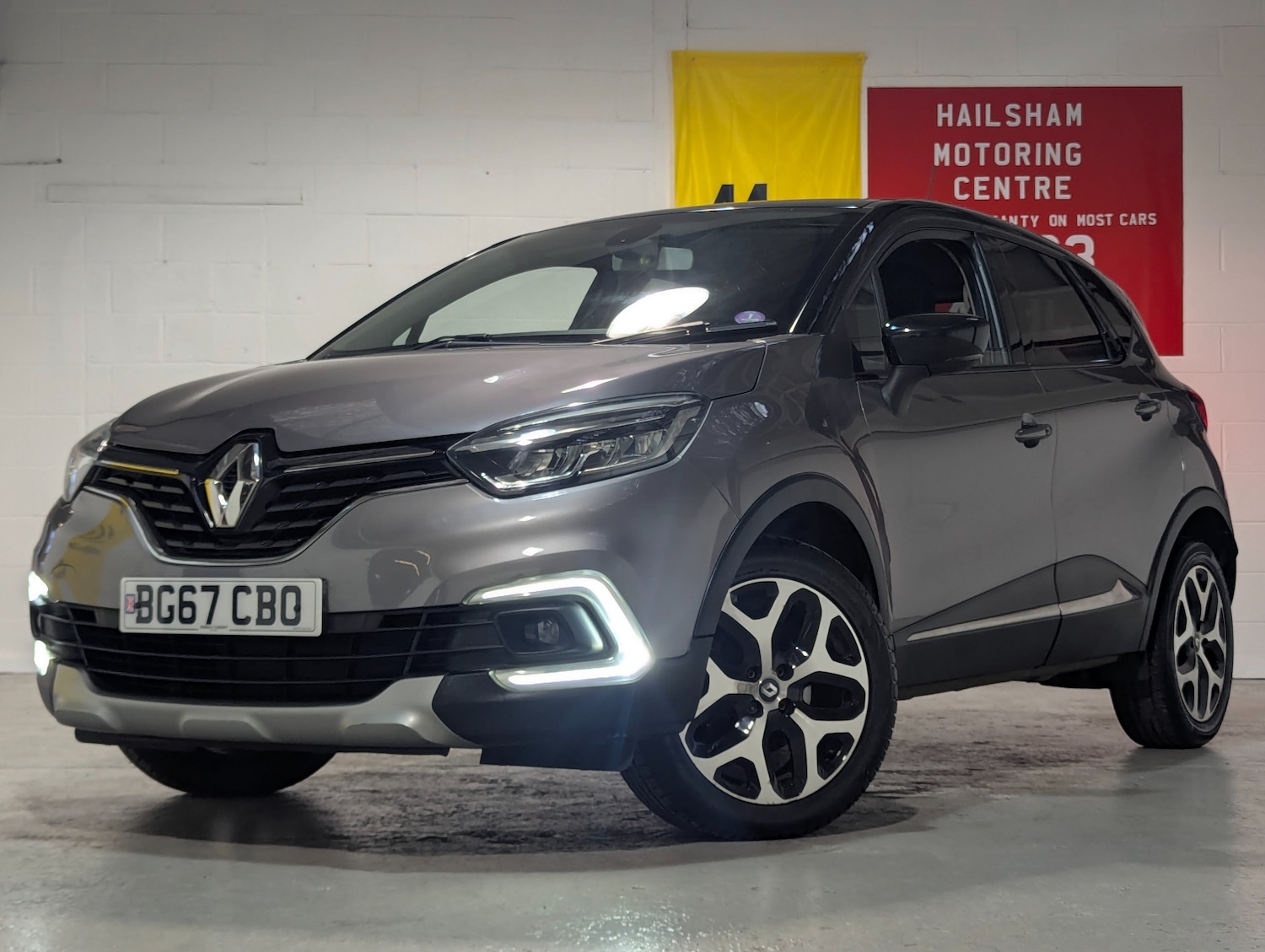 Used Renault Captur 2017 for sale - 77506058: Photo 2