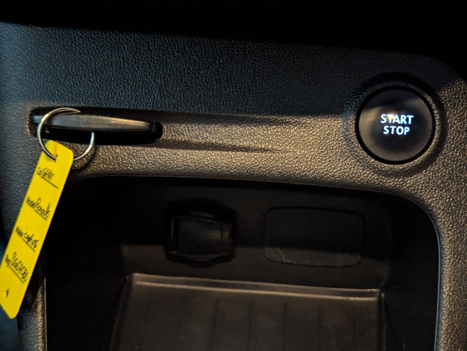 Used Renault Captur 2017 for sale - 77506058: Photo 37