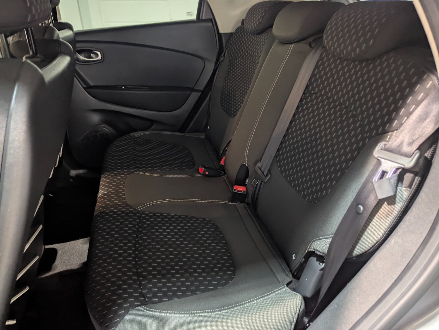 Used Renault Captur 2017 for sale - 77506058: Photo 8