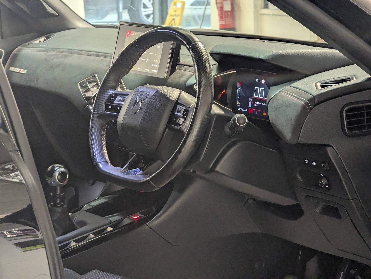 Used DS Automobiles DS 3 2019 for sale - 76287925: Photo 11