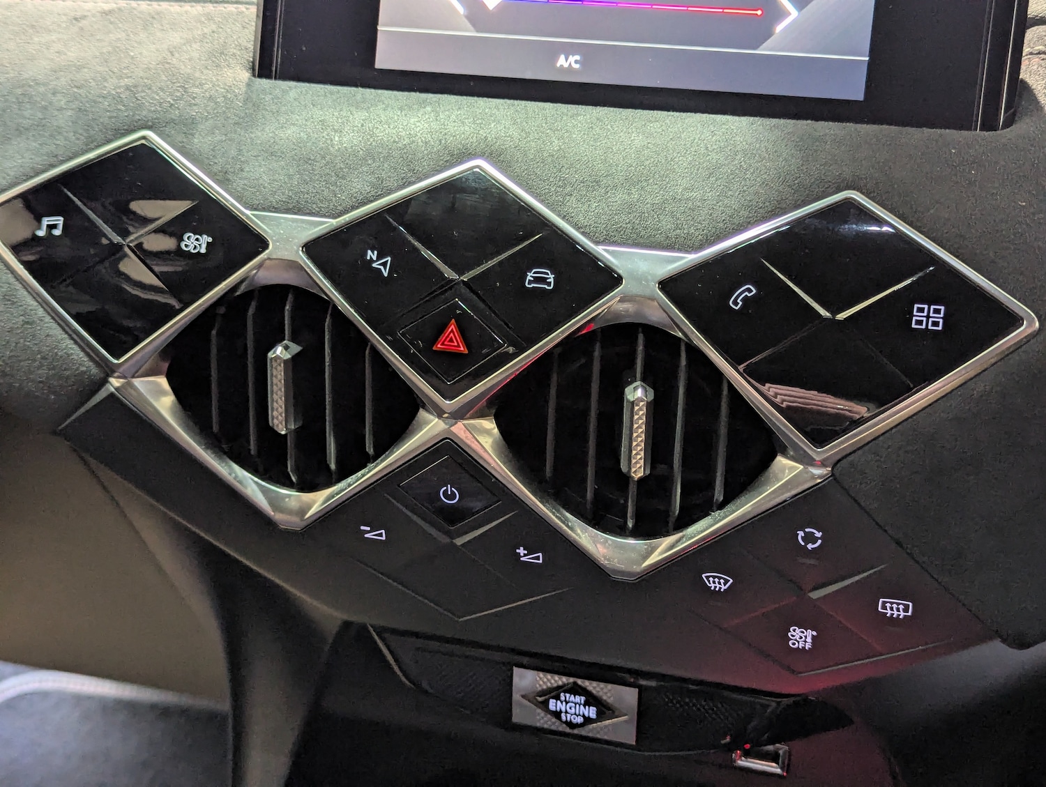 Used DS Automobiles DS 3 2019 for sale - 76287925: Photo 34