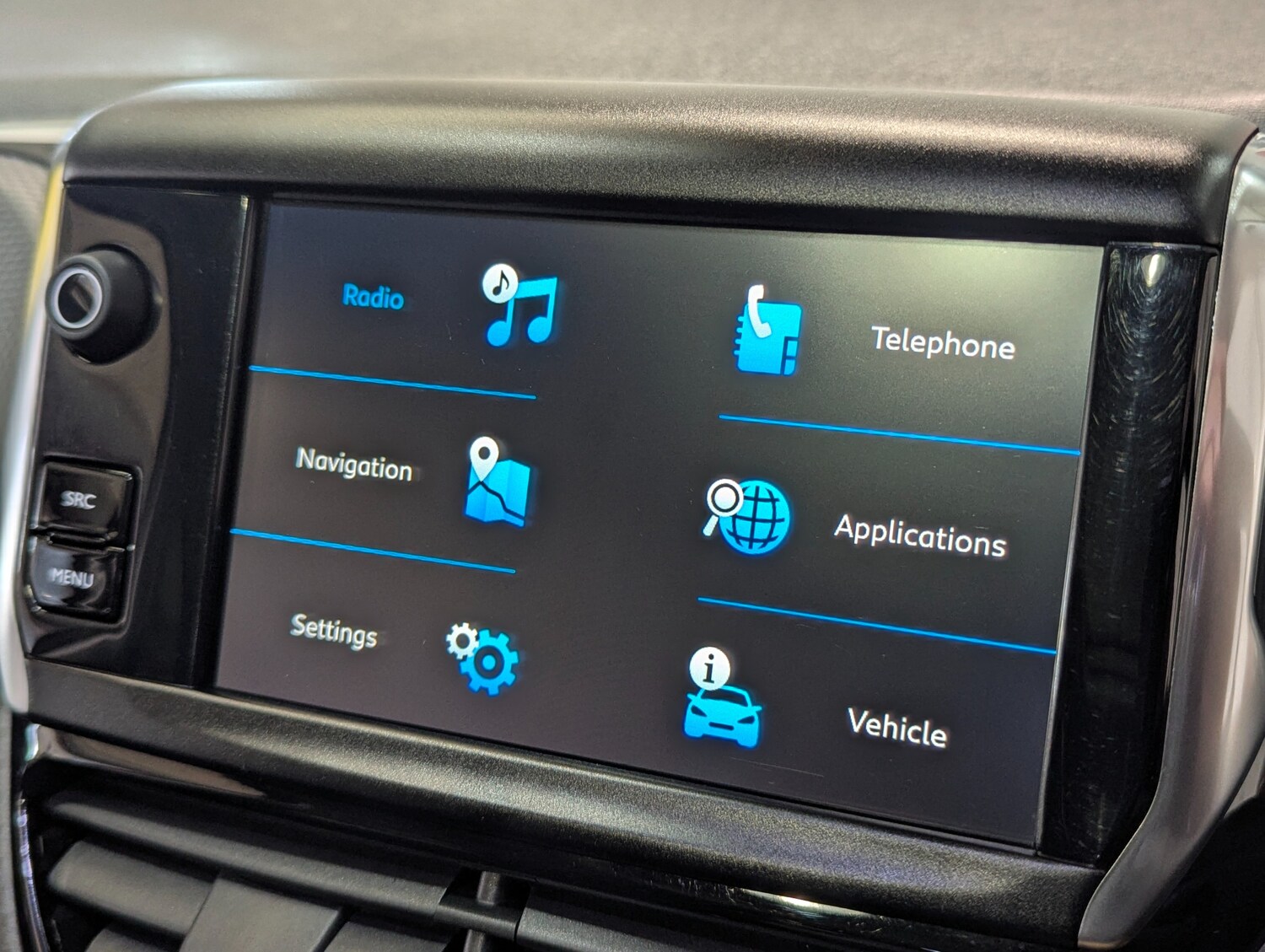 Used Peugeot 2008 2017 for sale - 76330480: Photo 25