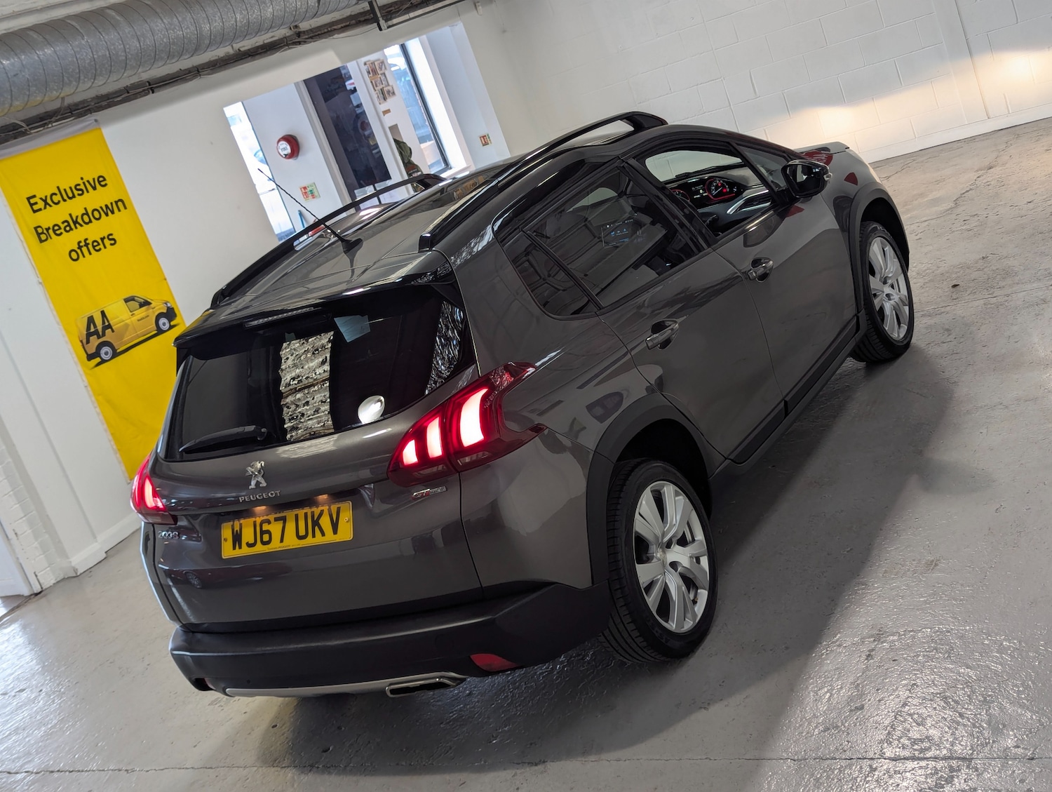 Used Peugeot 2008 2017 for sale - 76330480: Photo 39