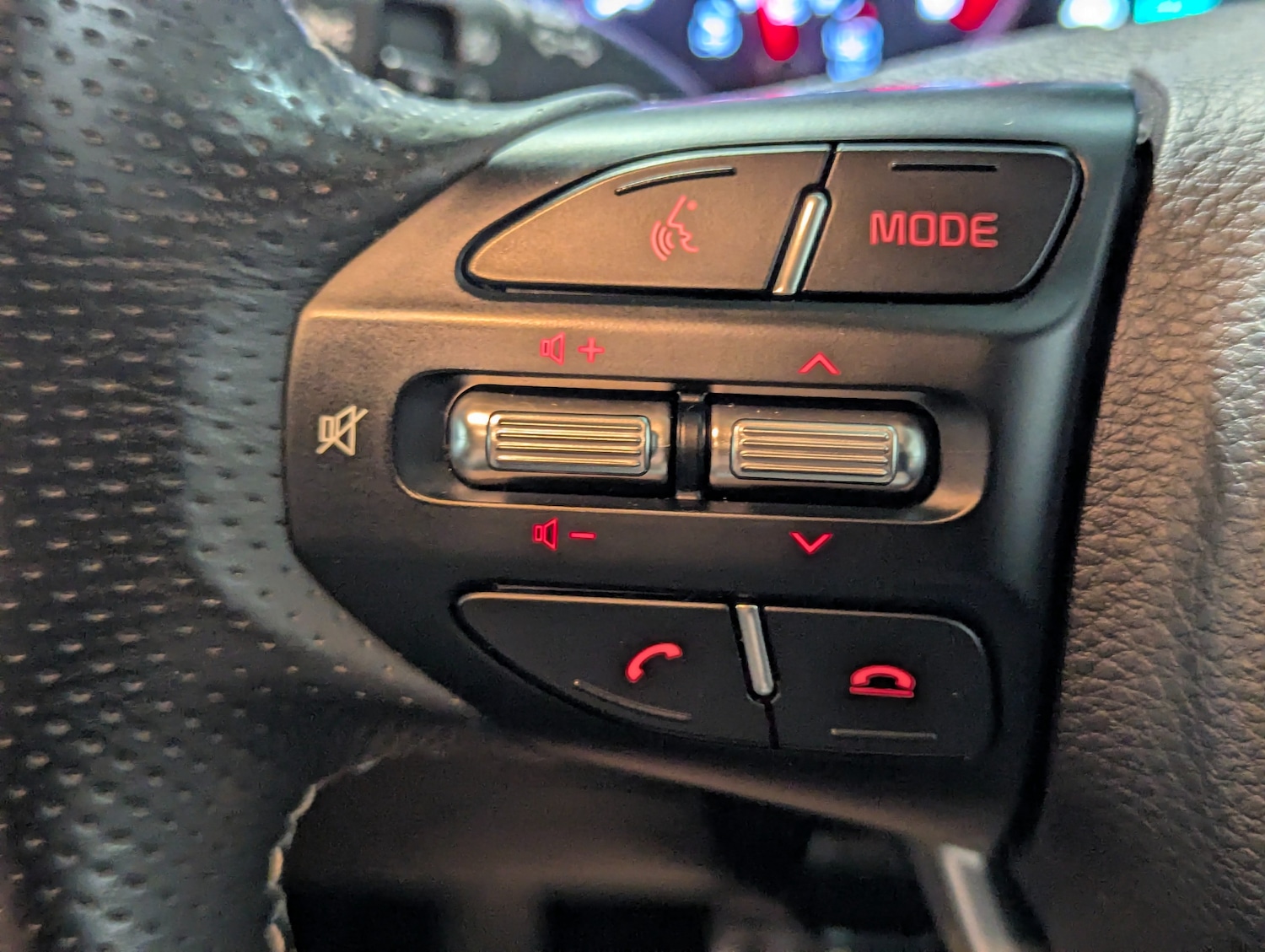 Used Kia Stonic 2022 for sale - 76641603: Photo 15