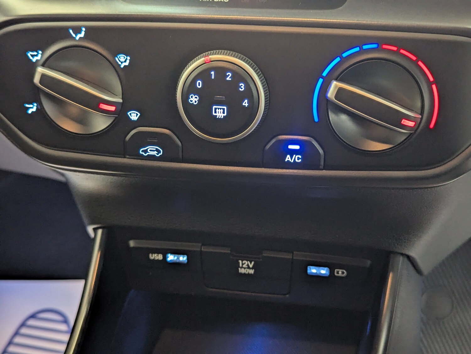 Used Hyundai BAYON 2022 for sale - 76391935: Photo 30