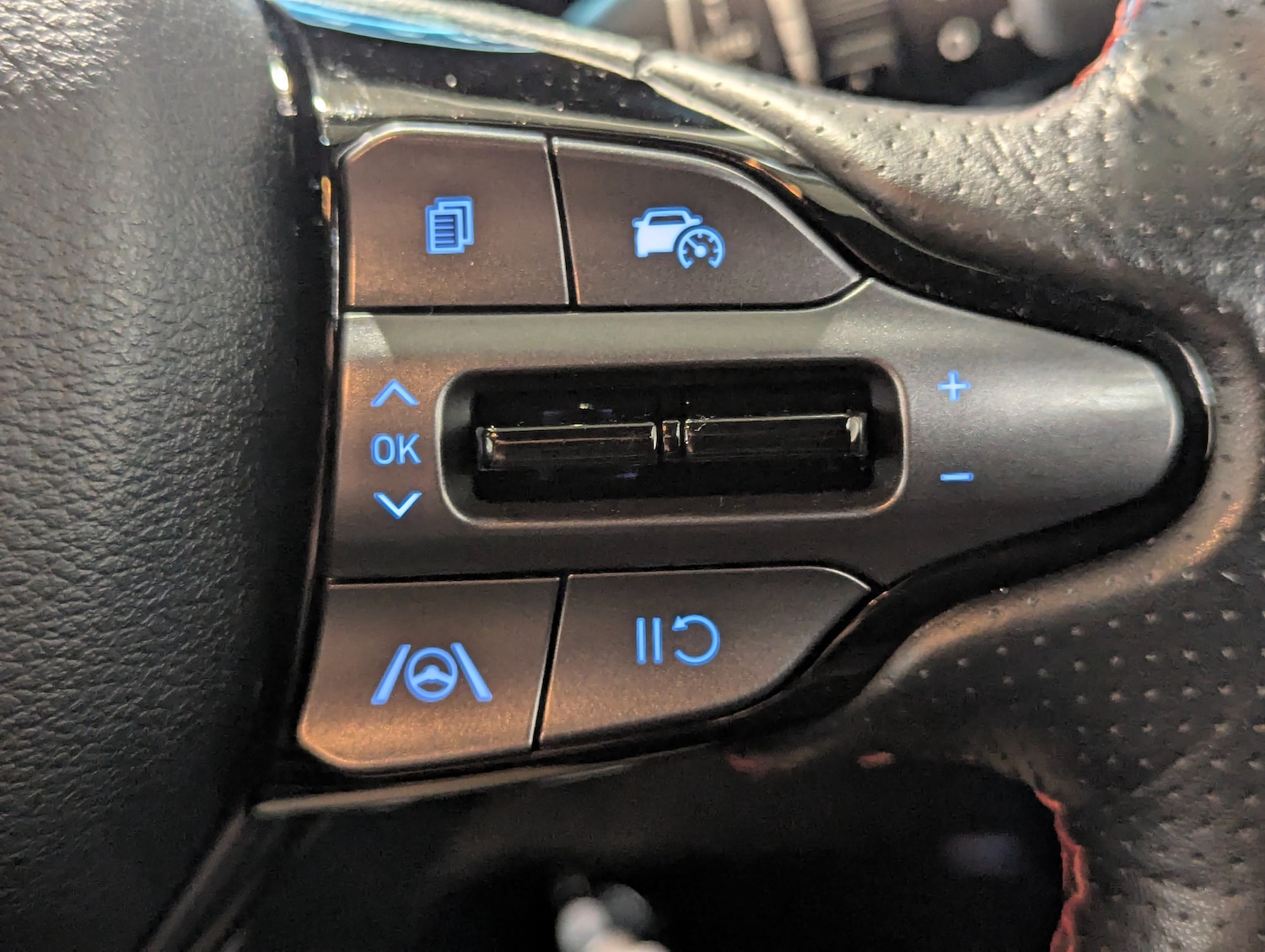 Used Hyundai i20 2022 for sale - 77974076: Photo 19