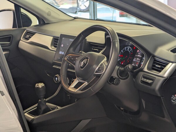 Used Renault Captur 2022 for sale - 74456667: Photo 11
