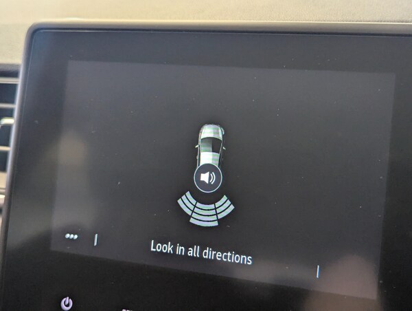 Used Renault Captur 2022 for sale - 74456667: Photo 34