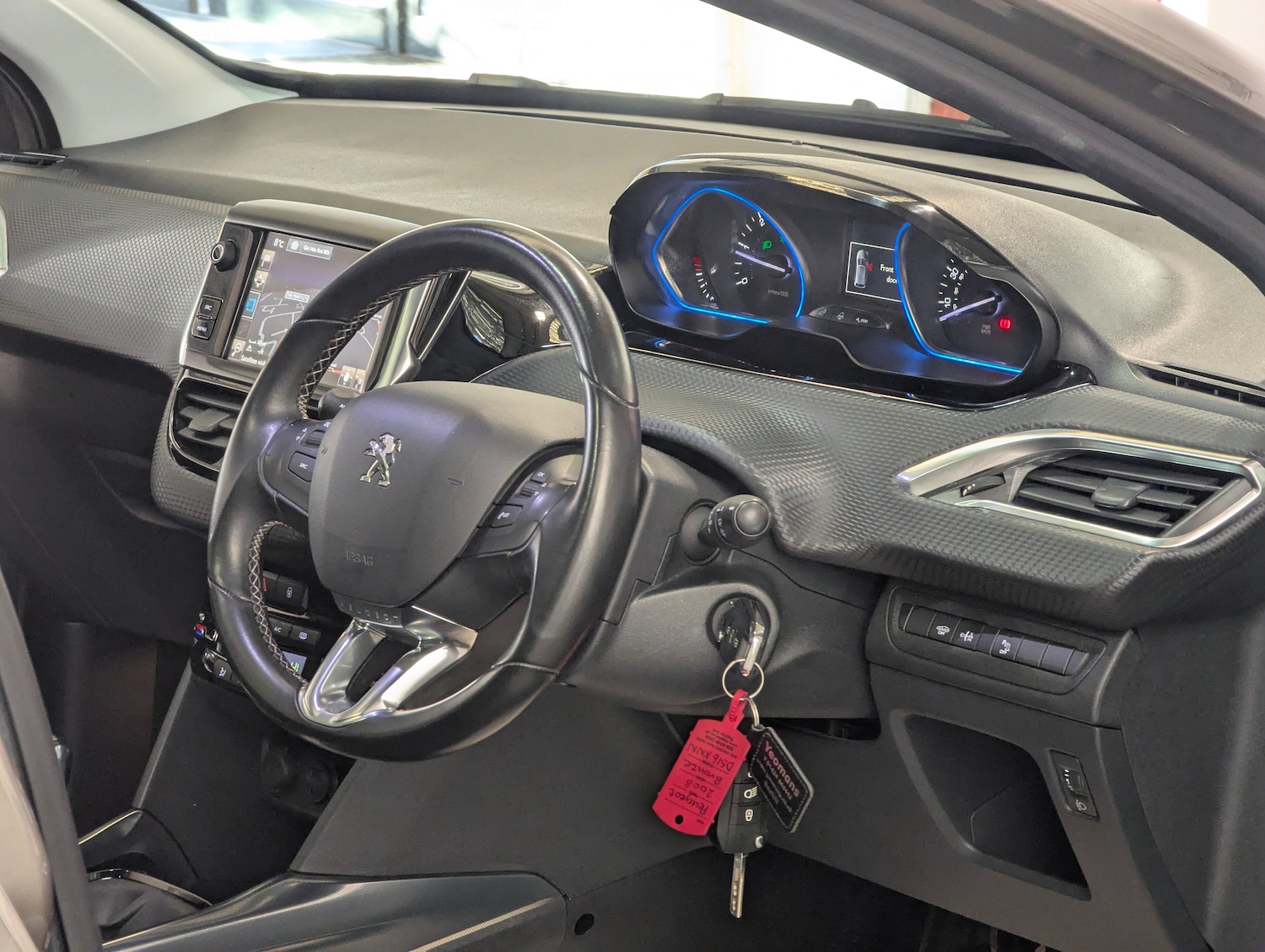 Used Peugeot 2008 2016 for sale - 76557827: Photo 13