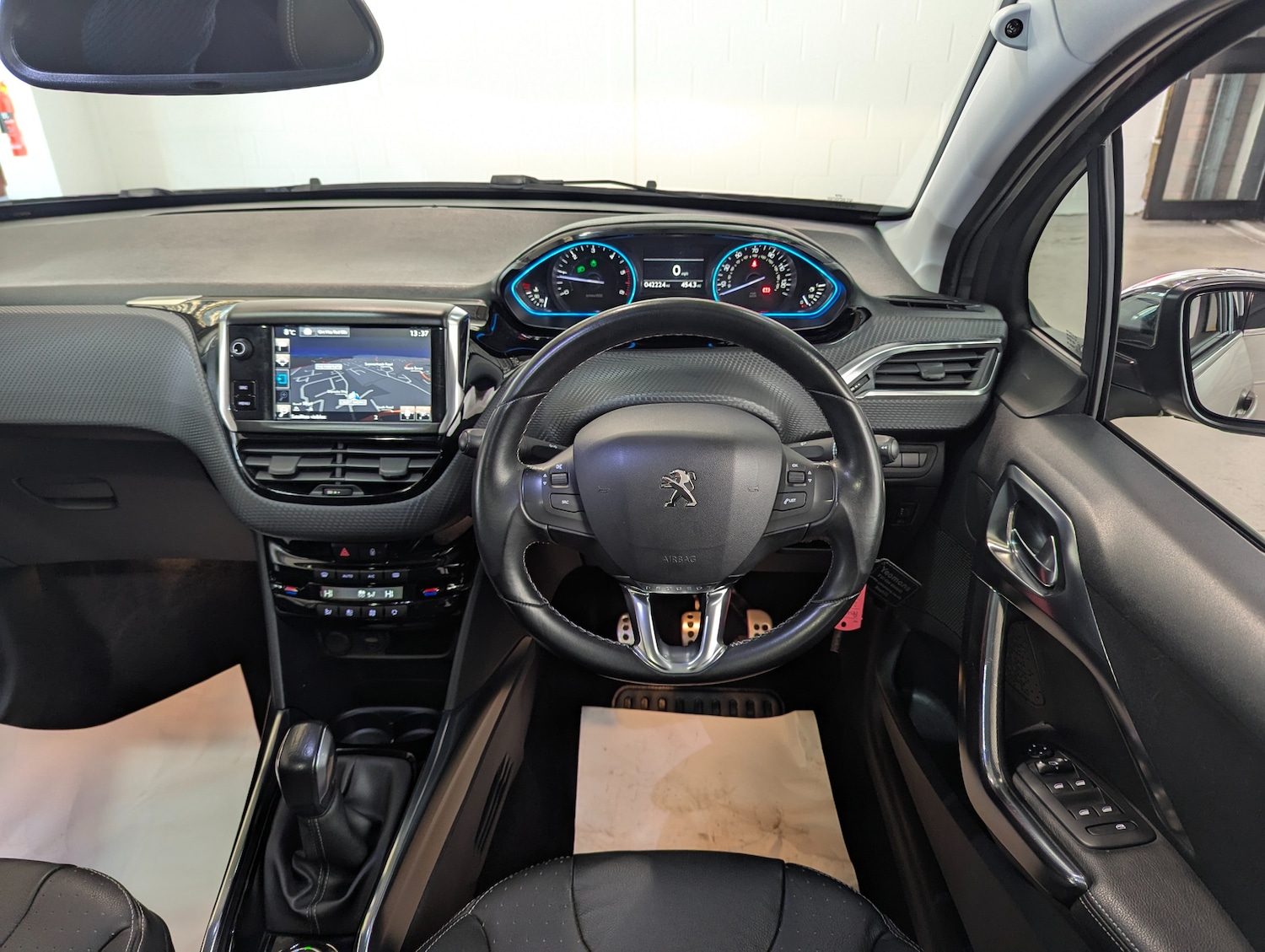 Used Peugeot 2008 2016 for sale - 76557827: Photo 14