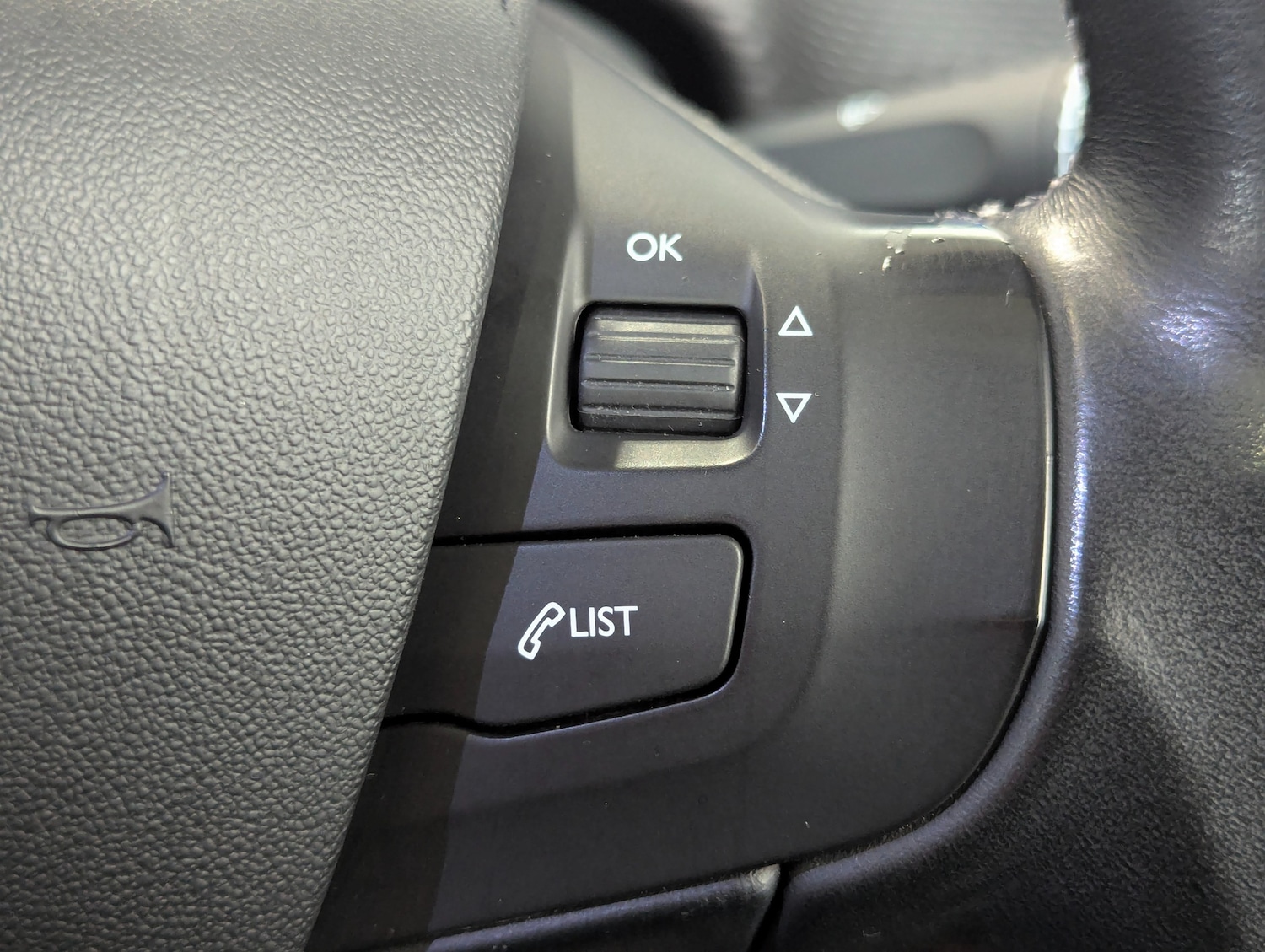 Used Peugeot 2008 2016 for sale - 76557827: Photo 21