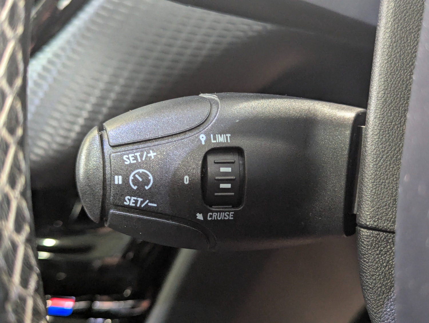 Used Peugeot 2008 2016 for sale - 76557827: Photo 23