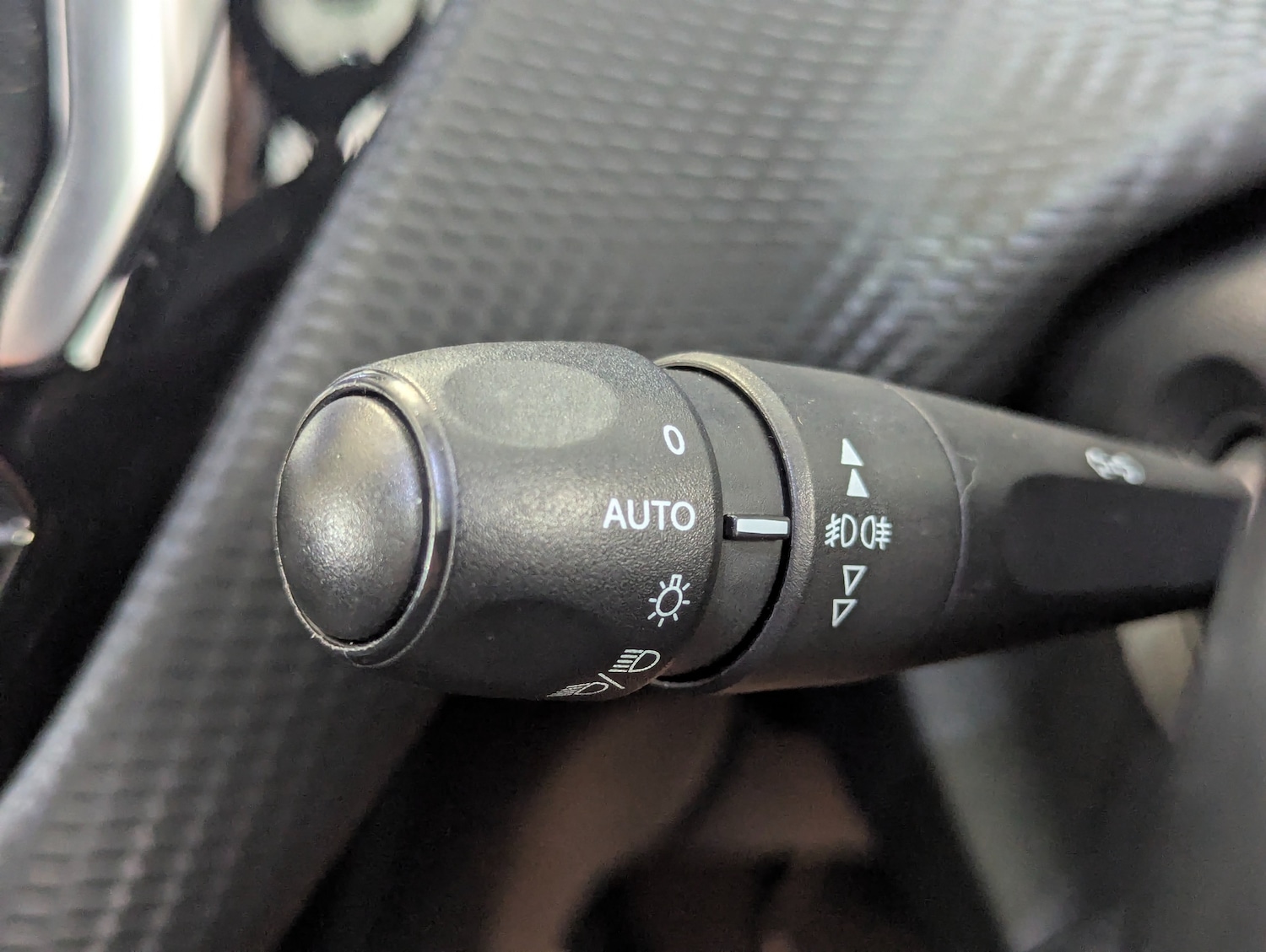 Used Peugeot 2008 2016 for sale - 76557827: Photo 24