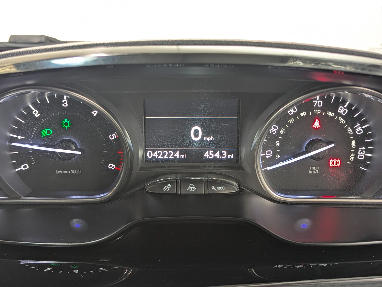 Used Peugeot 2008 2016 for sale - 76557827: Photo 26